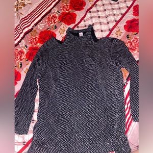 Black and white sparkly long sleeve top